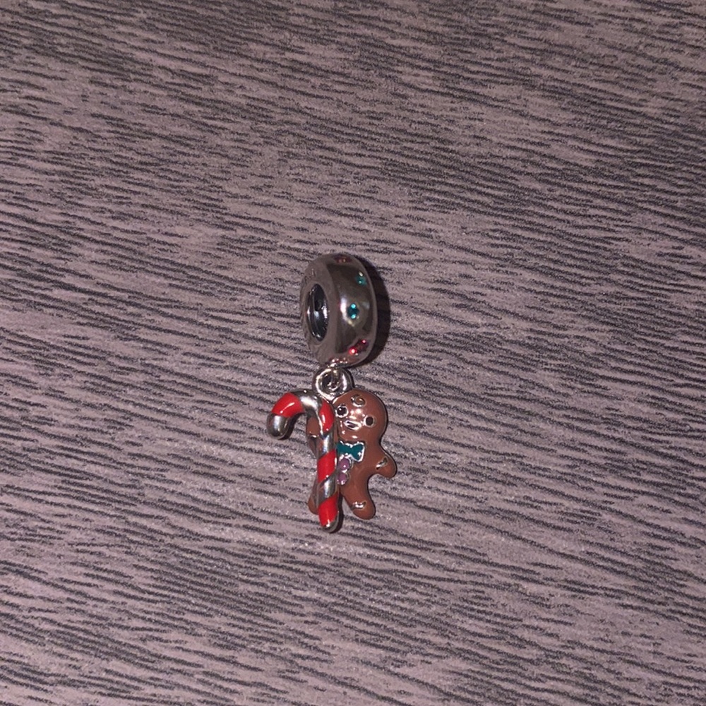 Gingerbread Pandora charm
